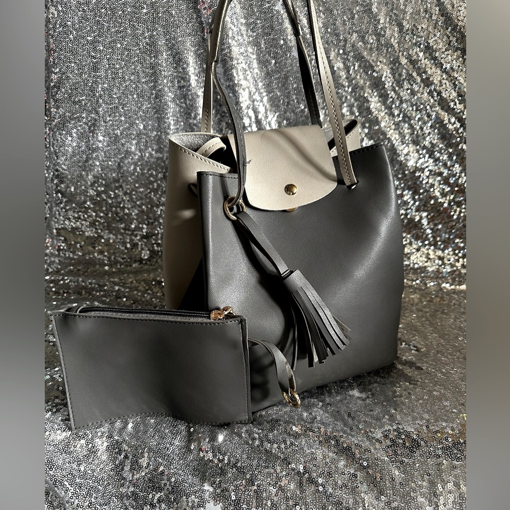 UNBRANDED Women Beige and Gray Handbag with Wristlet